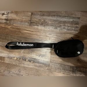 LULULEMON BELT BAG